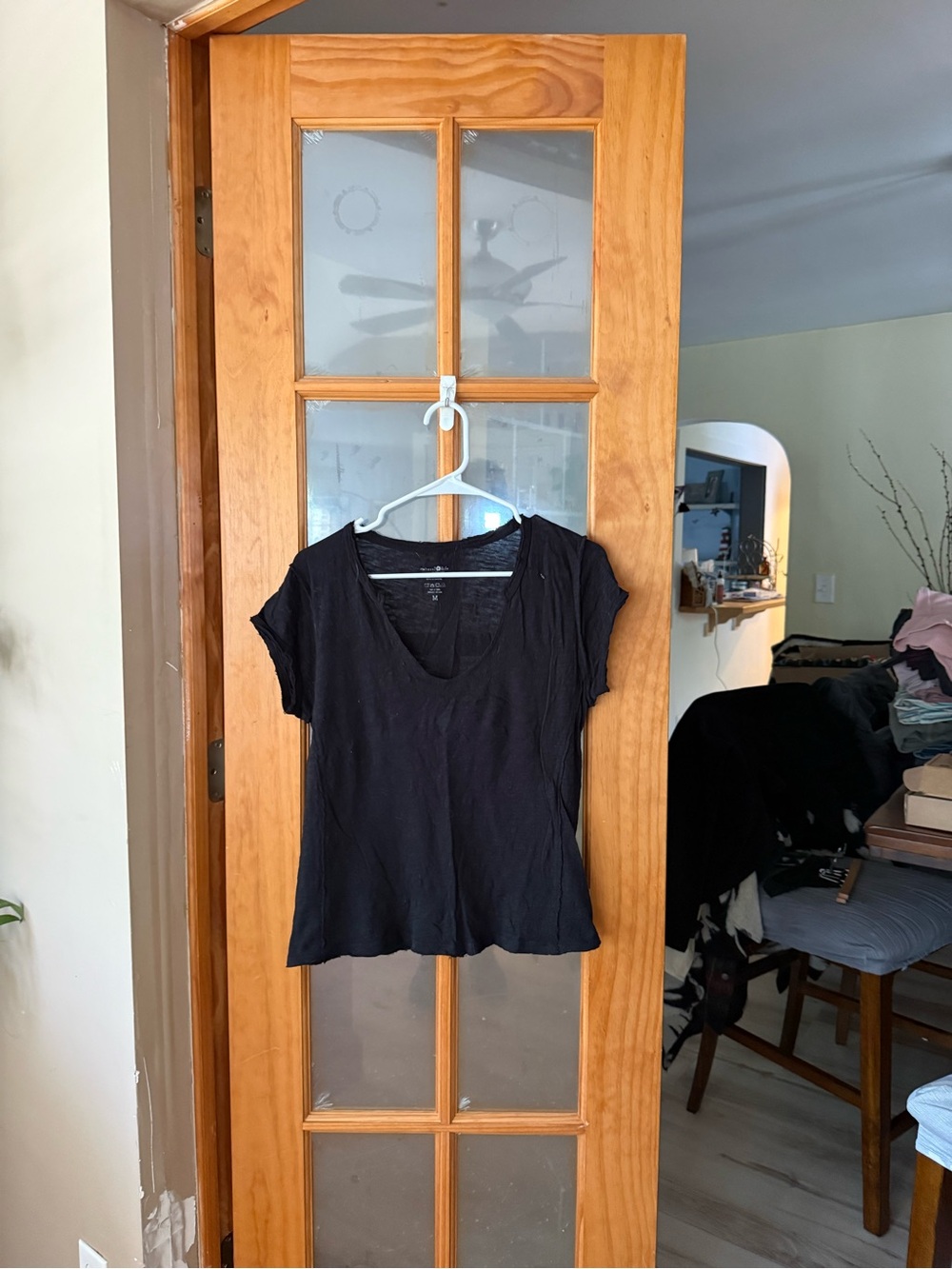NATURAL LIFE Black V-Neck Short Sleeve Tee